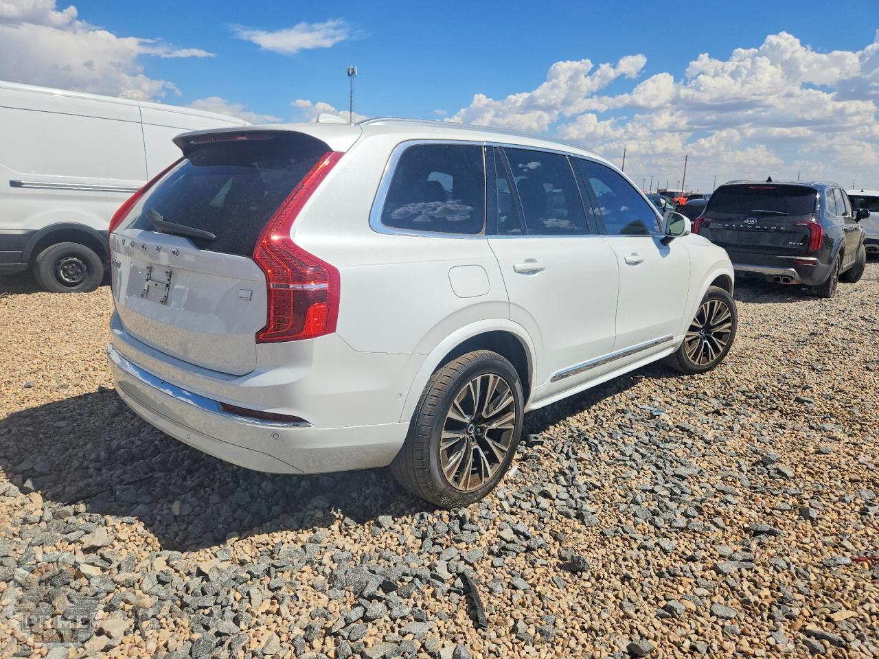 2024 VOLVO XC90 — фото 3
