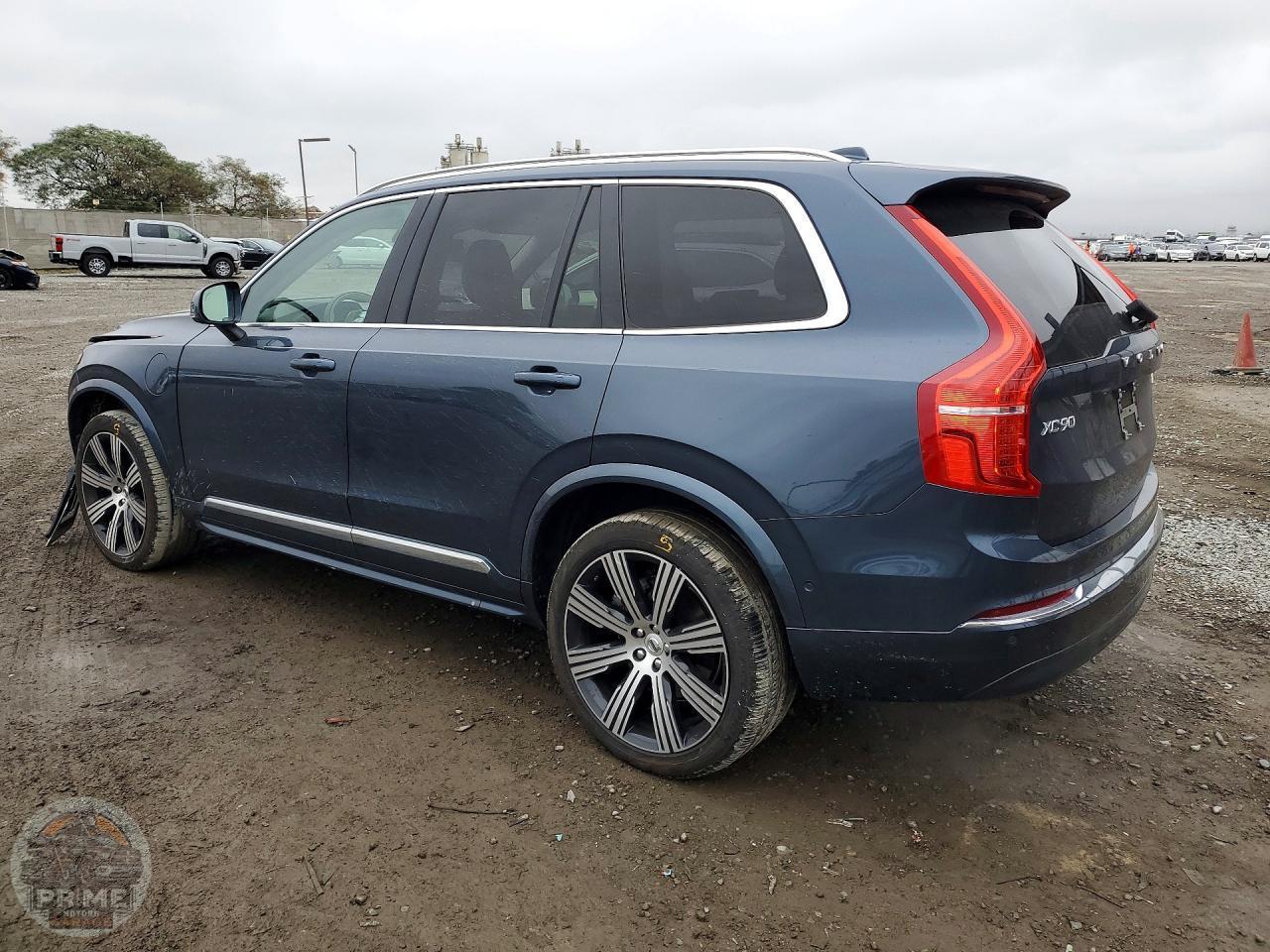 2025 VOLVO XC90 — фото 2