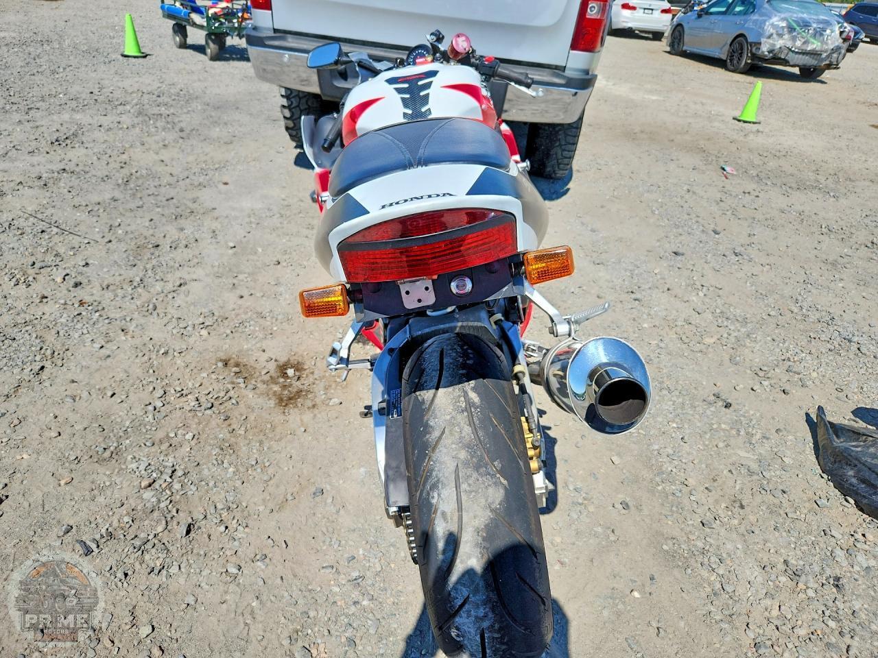 2000 HONDA CBR900 — фото 4