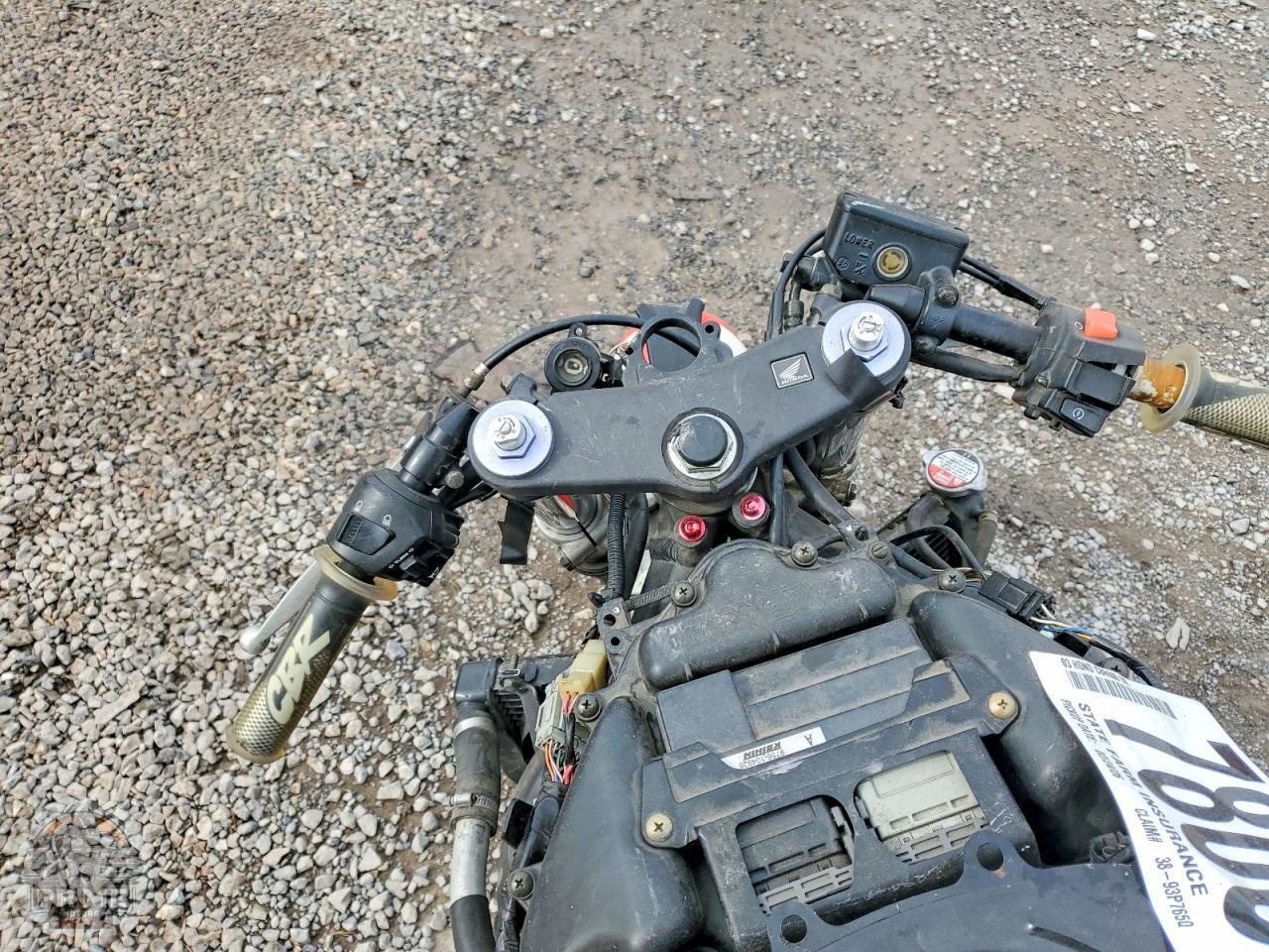 2003 HONDA CBR600 — фото 5