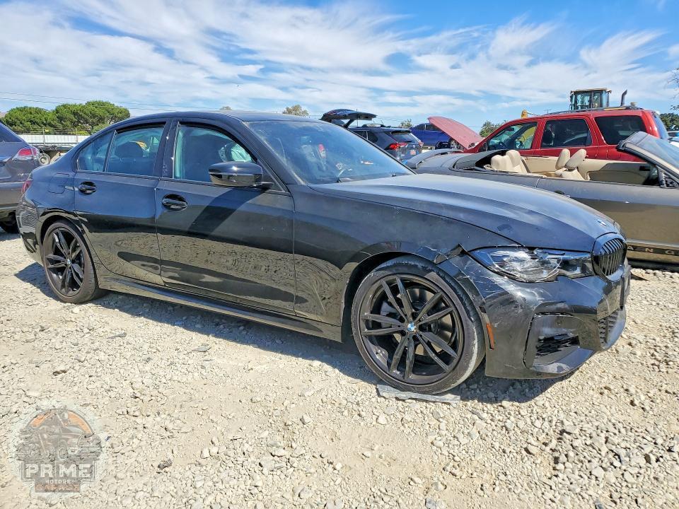 2022 BMW 3 SERIES — фото 4