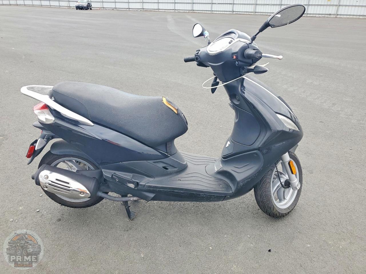 2015 PIAGGIO BV — фото 1