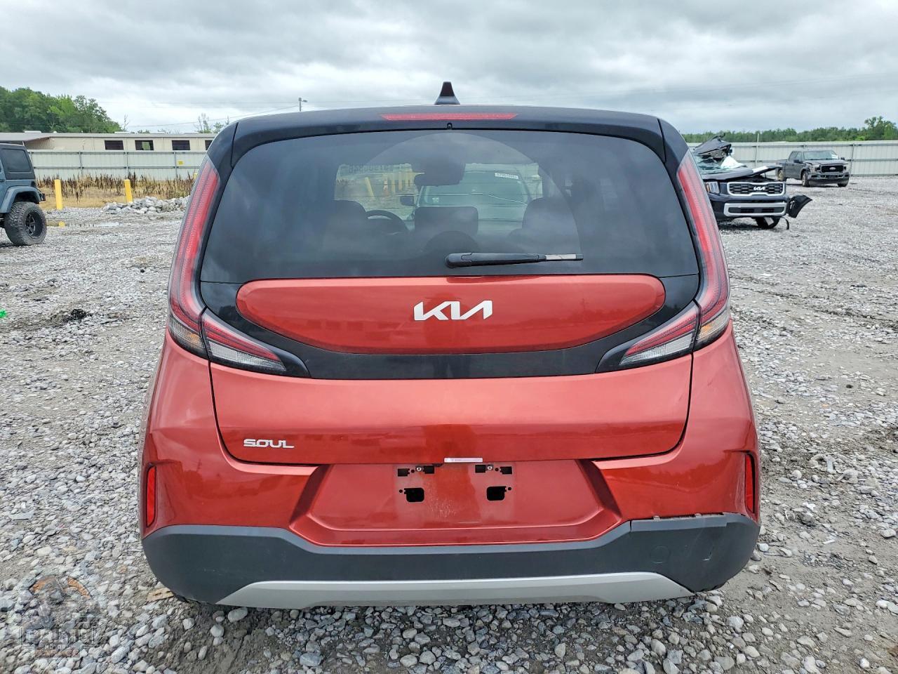 2025 KIA SOUL — фото 6