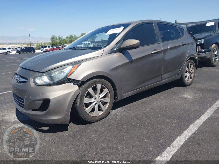 2012 HYUNDAI ACCENT SE — фото 2