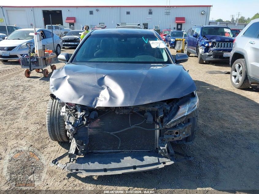 2019 TOYOTA CAMRY SE — фото 13