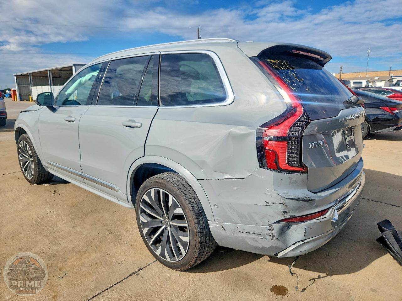 2025 VOLVO XC90 — фото 2