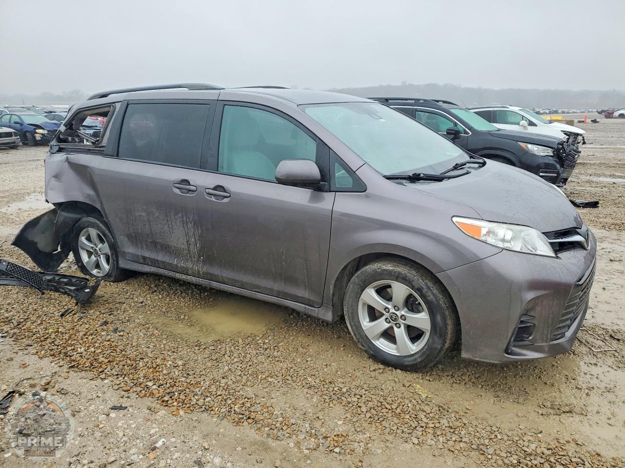 2020 TOYOTA SIENNA — фото 4