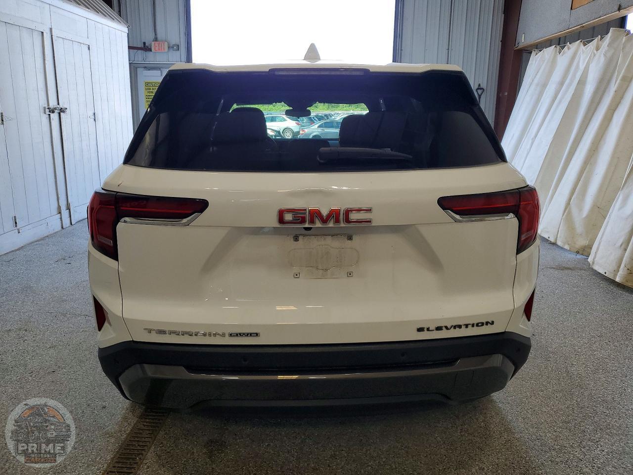 2025 GMC TERRAIN — фото 21