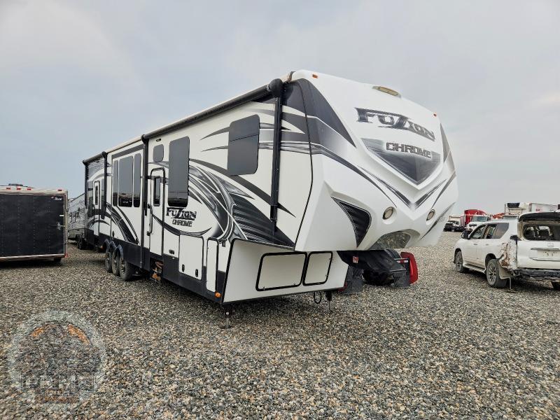 2015 KEYSTONE CHALLENGER FUZION — фото 1