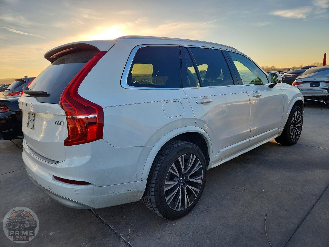 2022 VOLVO XC90 — фото 3