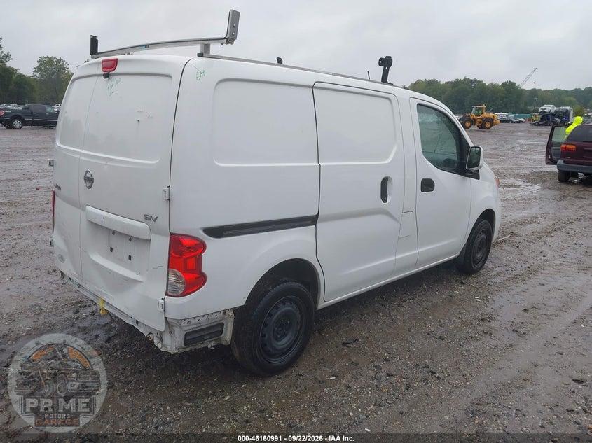 2015 NISSAN NV200 SV — фото 4