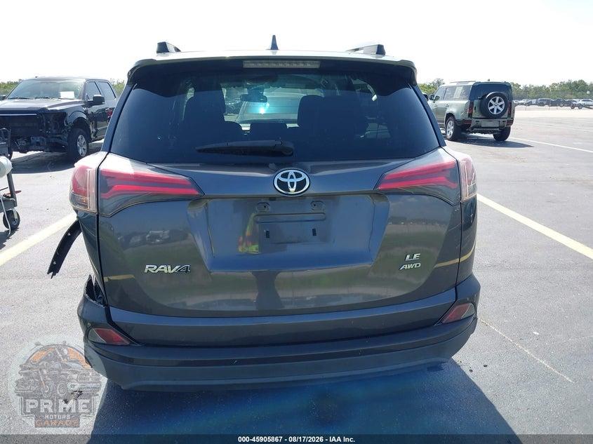 2018 TOYOTA RAV4 LE — фото 16