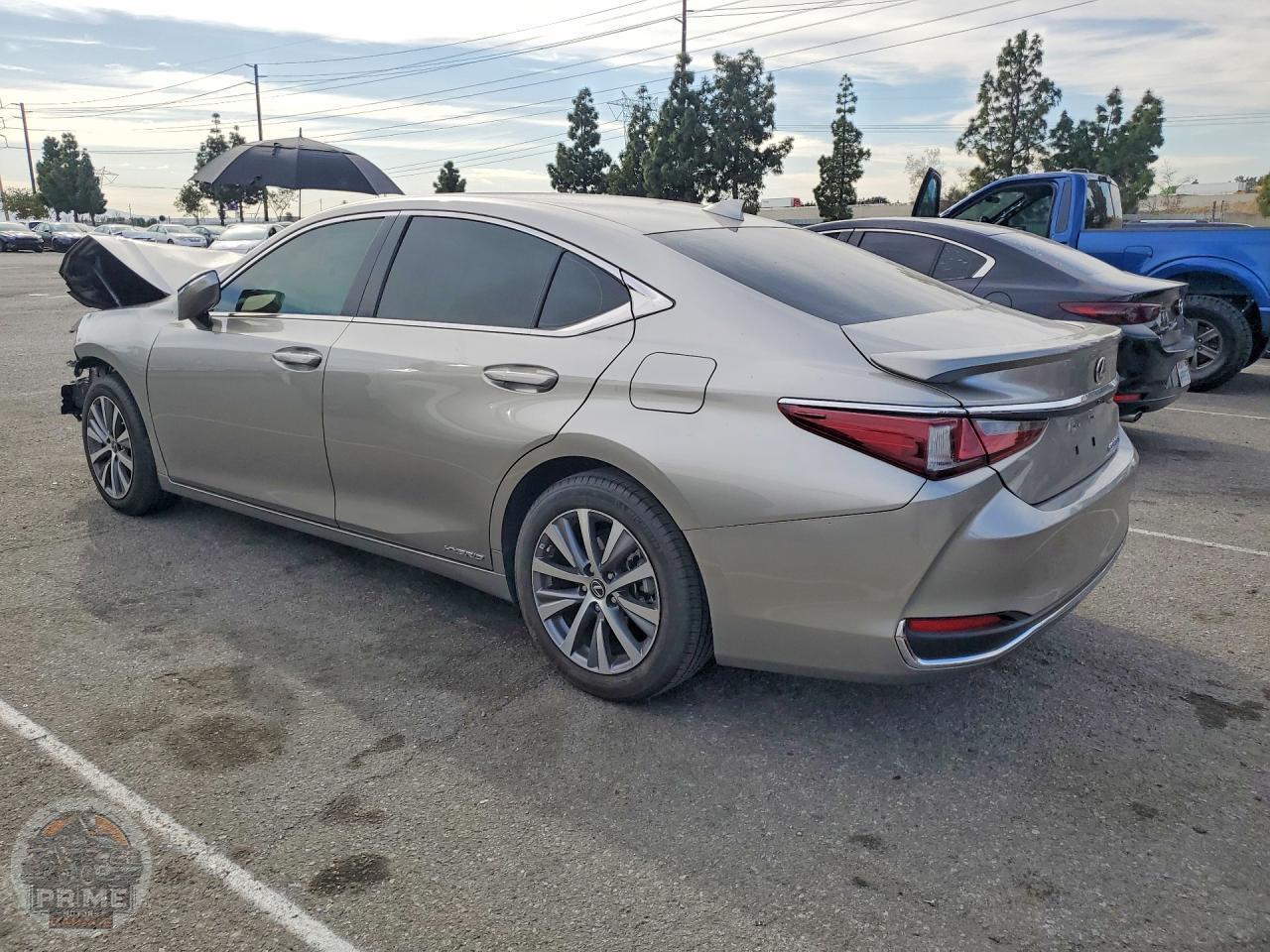 2020 LEXUS ES — фото 2