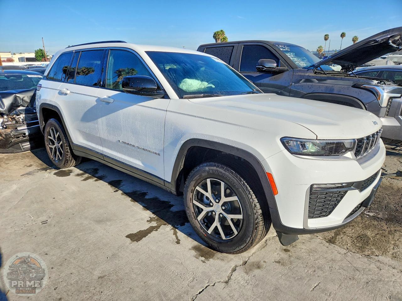 2026 JEEP GRAND CHEROKEE — фото 4