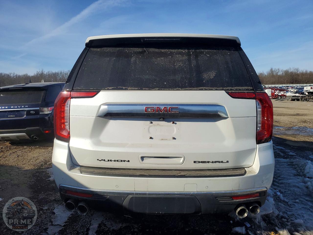 2022 GMC YUKON — фото 6