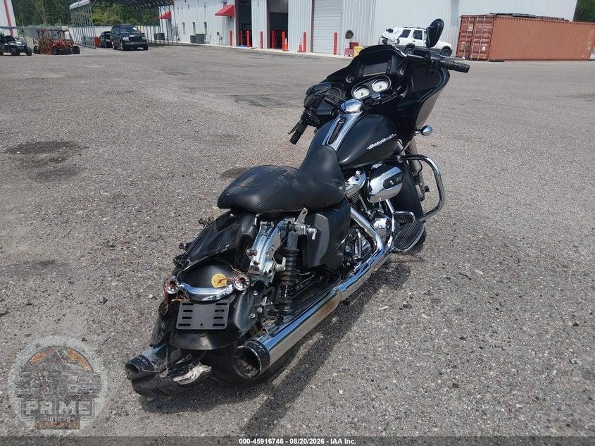 2017 HARLEY-DAVIDSON FLTRXS (ROAD GLIDE SPECIAL) ROAD GLIDE SPECIAL — фото 4