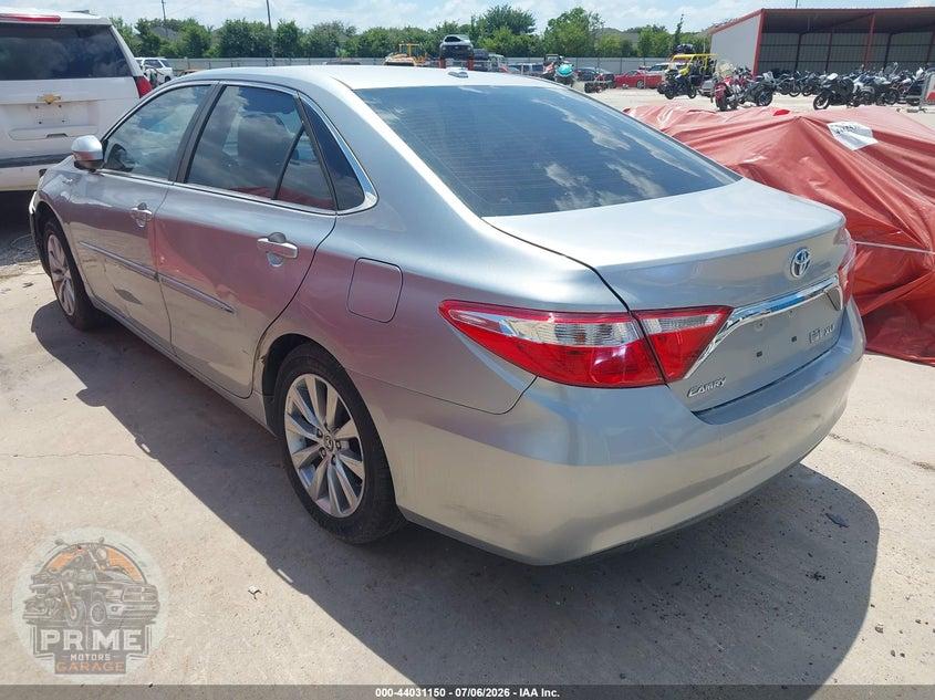 2015 TOYOTA CAMRY HYBRID XLE — фото 3