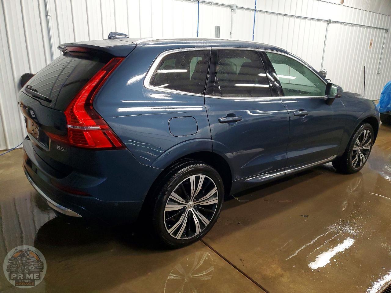 2022 VOLVO XC60 — фото 3