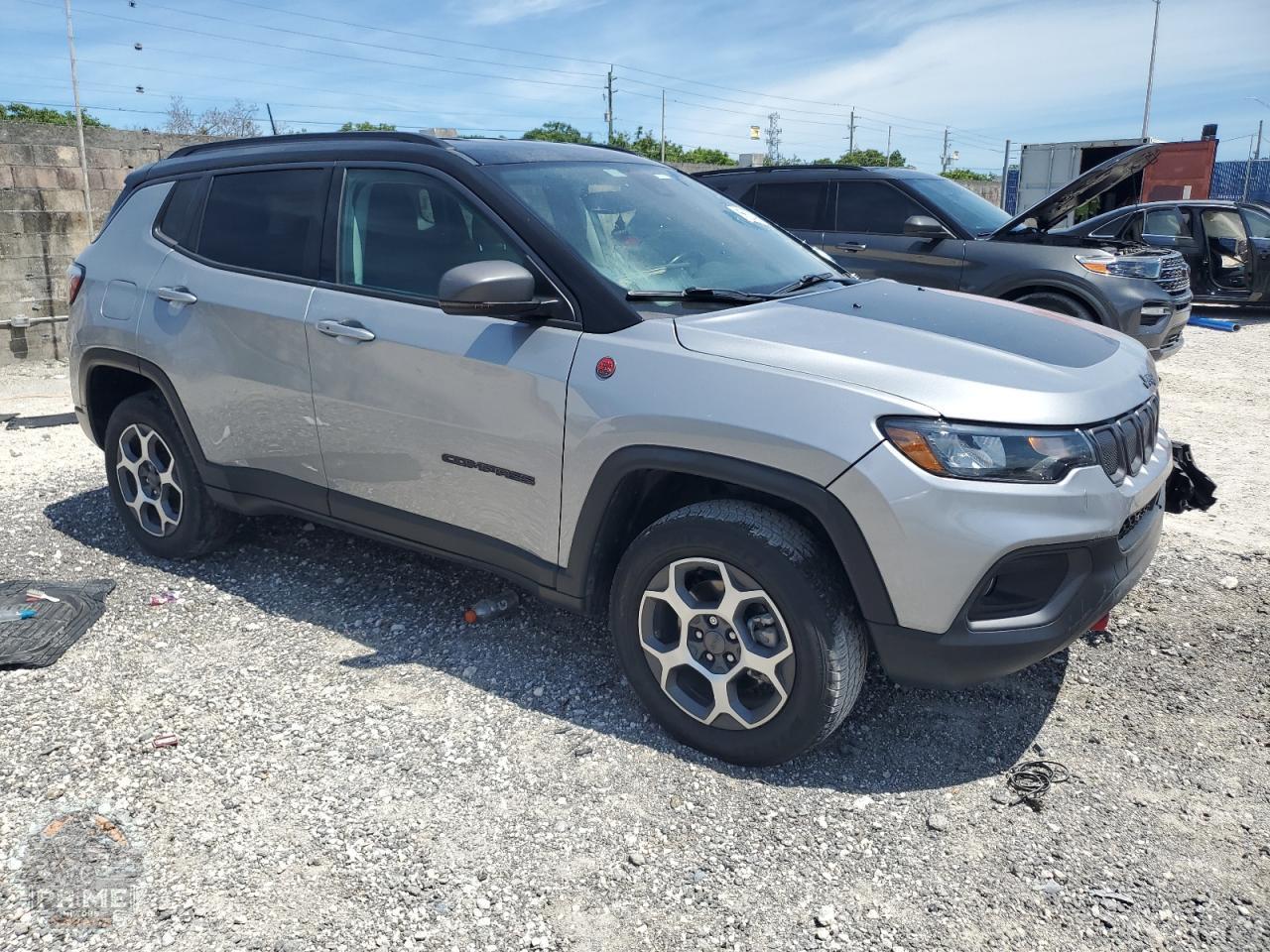 2022 JEEP COMPASS — фото 4