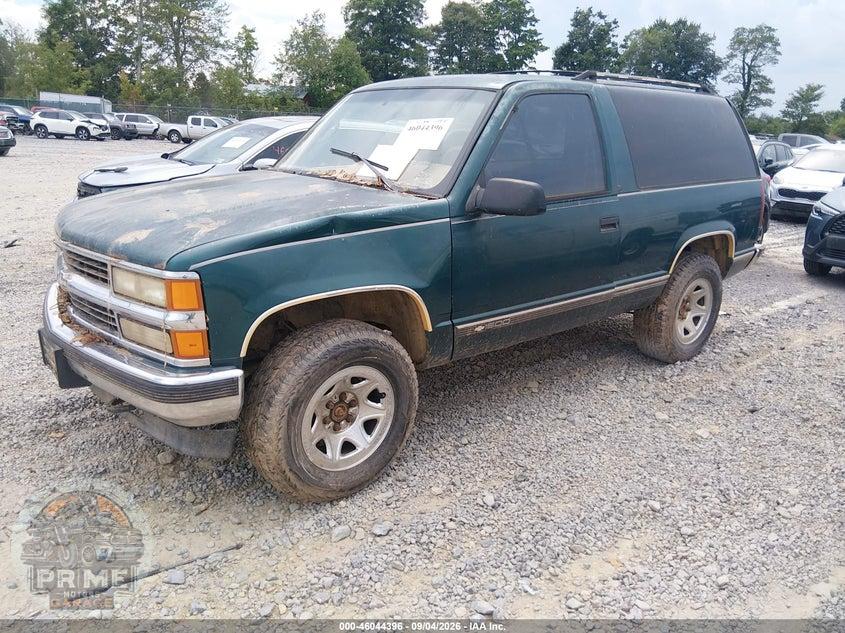 1995 CHEVROLET TAHOE K1500 — фото 2