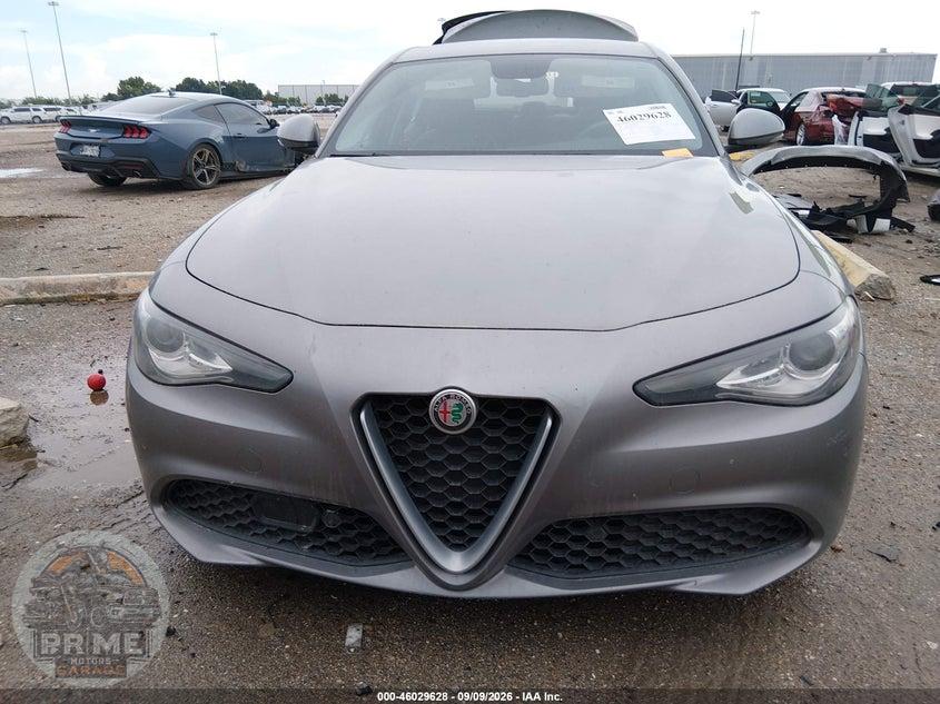 2018 ALFA ROMEO GIULIA RWD — фото 13