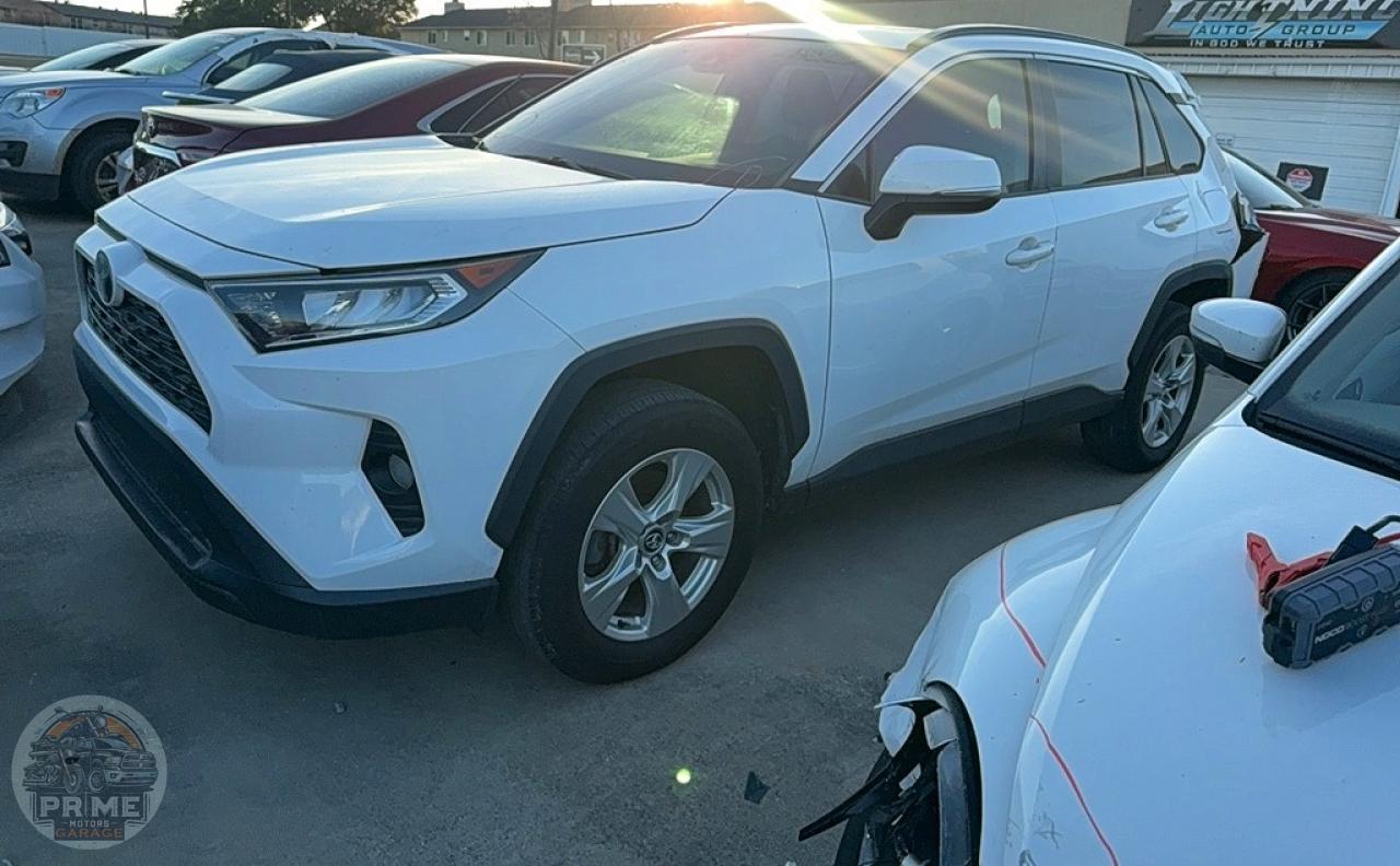 2021 TOYOTA RAV4 — фото 4