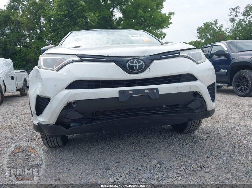 2018 TOYOTA RAV4 LE — фото 20