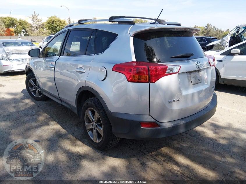 2015 TOYOTA RAV4 XLE — фото 3