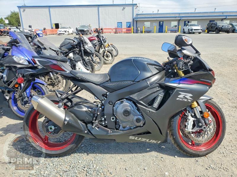 2026 SUZUKI GSX R750 — фото 1