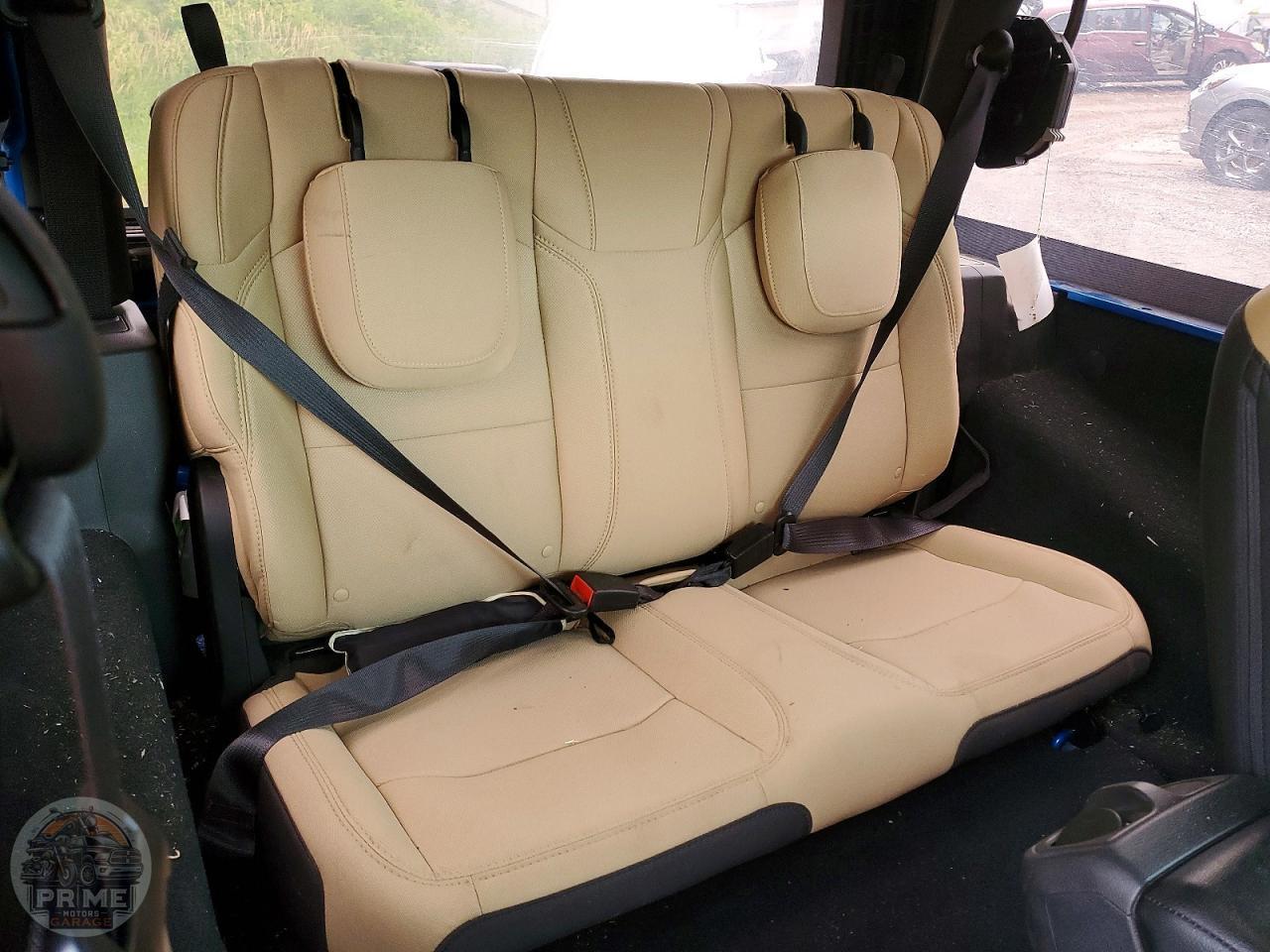 2022 JEEP WRANGLER — фото 11