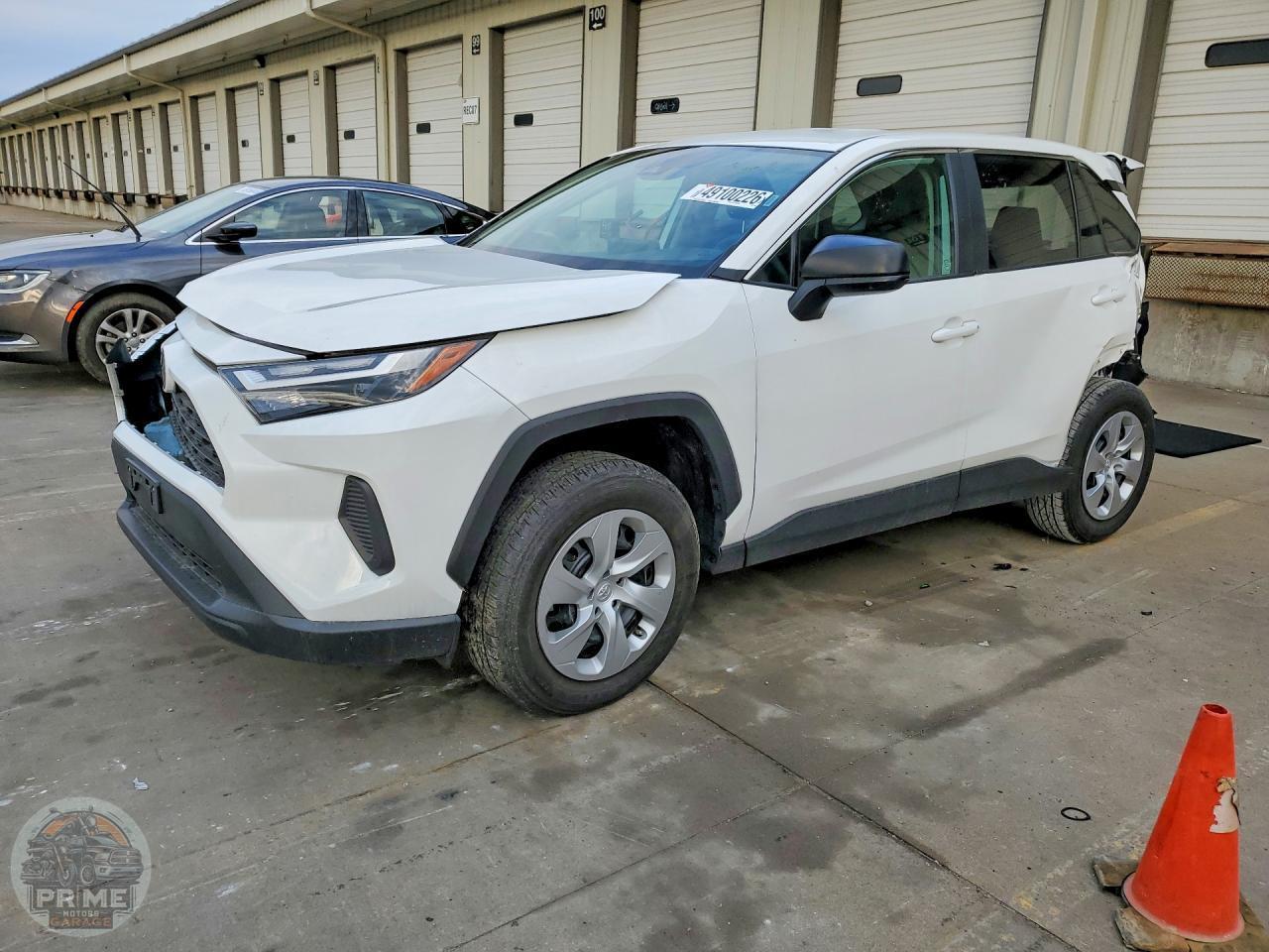2025 TOYOTA RAV4 — фото 2