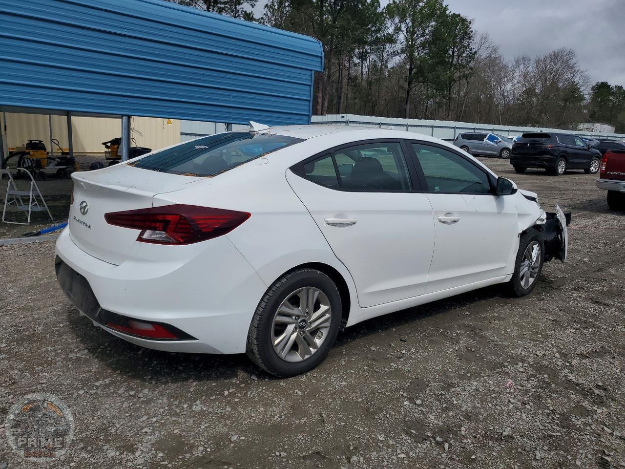 2020 HYUNDAI ELANTRA — фото 3