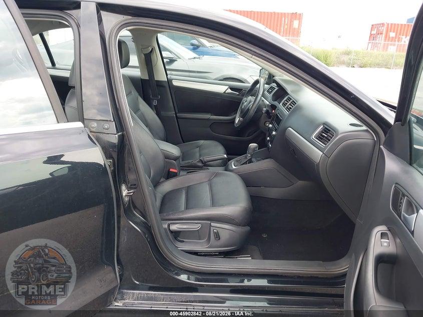 2014 VOLKSWAGEN JETTA 1.8T SE — фото 5