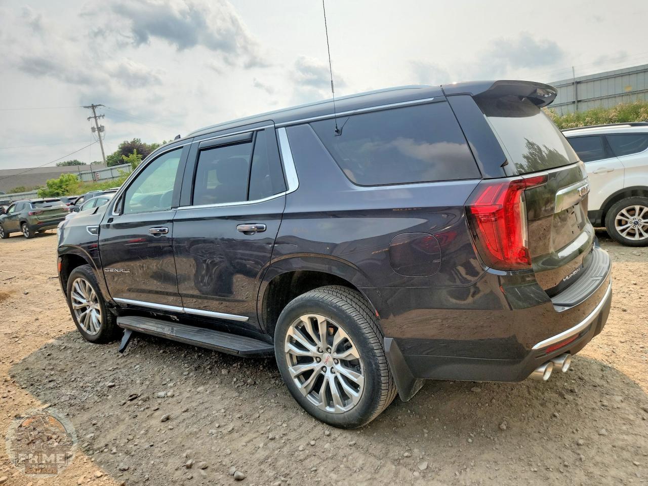 2023 GMC YUKON — фото 2