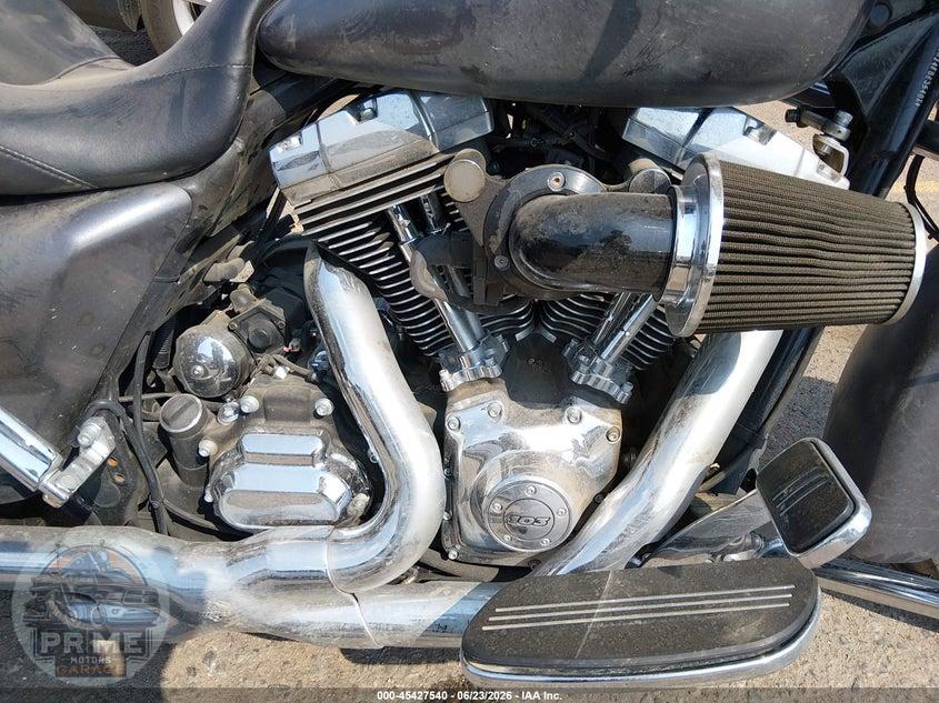 2015 HARLEY-DAVIDSON FLHX (STREET GLIDE) STREET GLIDE — фото 8