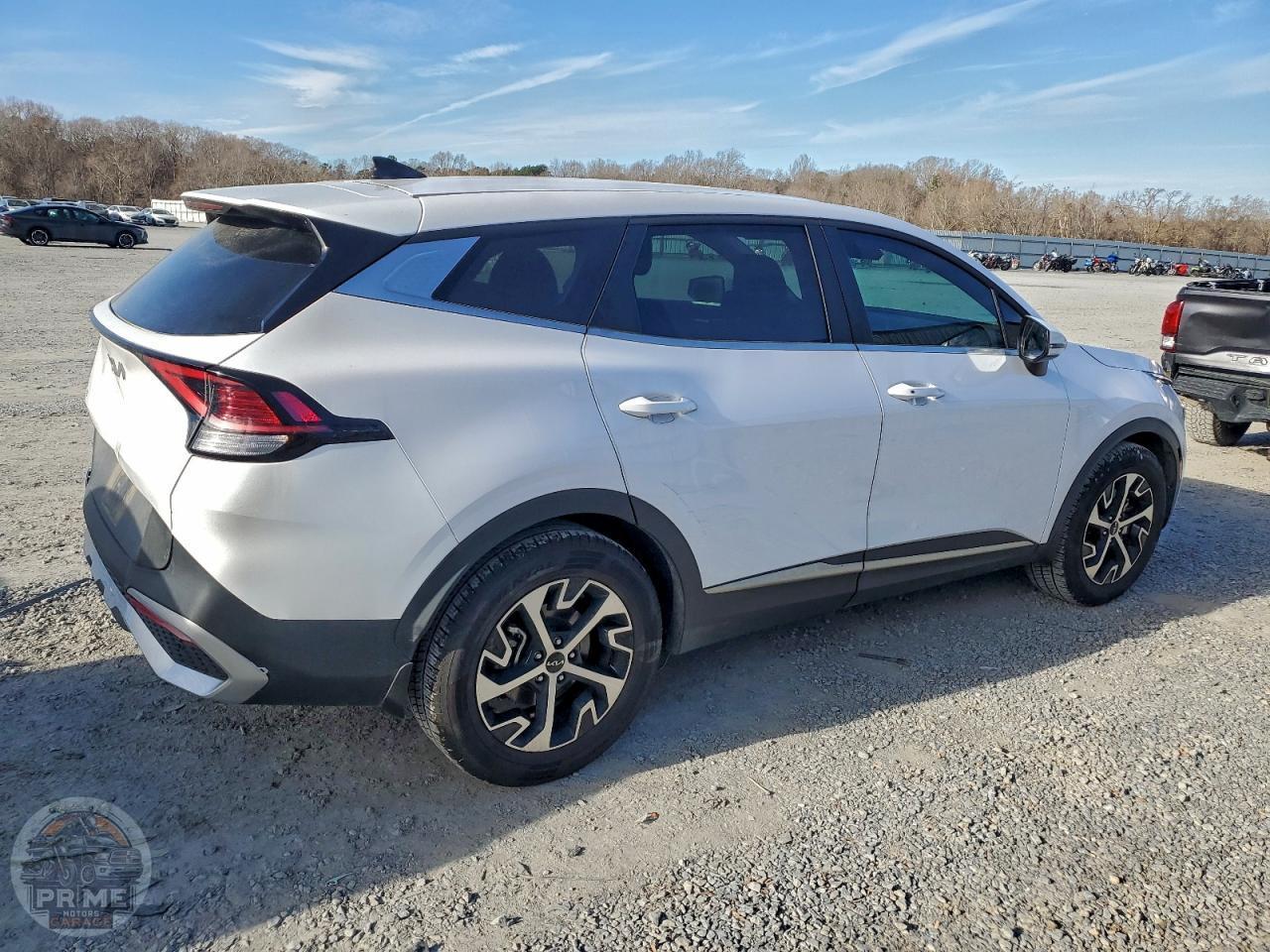2024 KIA SPORTAGE — фото 3
