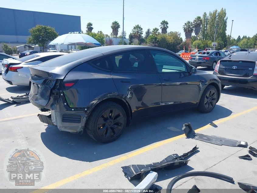 2025 TESLA MODEL Y LONG RANGE DUAL MOTOR REAR-WHEEL DRIVE — фото 4