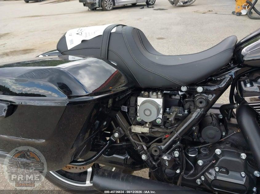 2026 HARLEY-DAVIDSON FLTRX (ROAD GLIDE, ROAD GLIDE CUSTOM) — фото 19