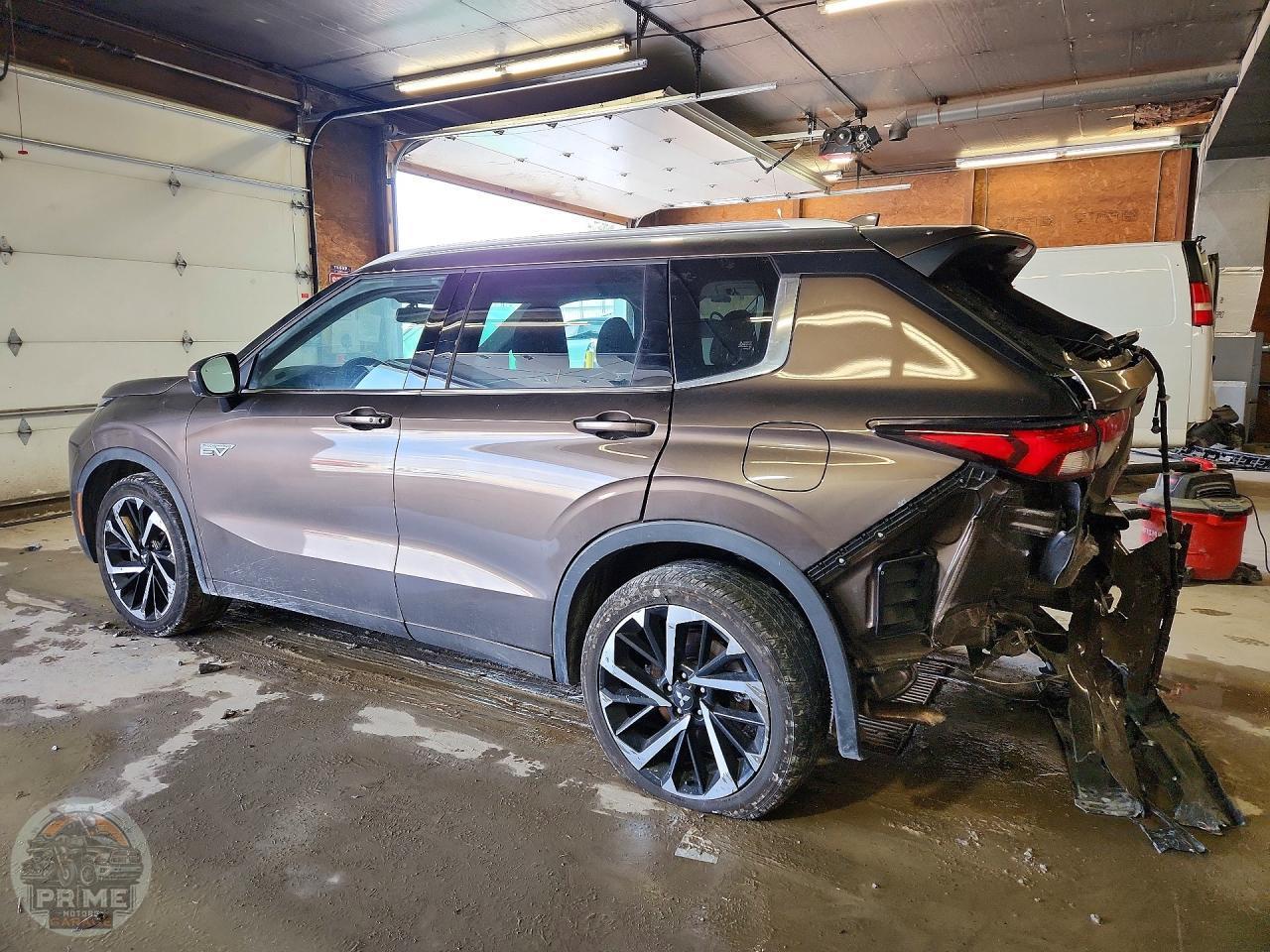 2023 MITSUBISHI OUTLANDER — фото 2