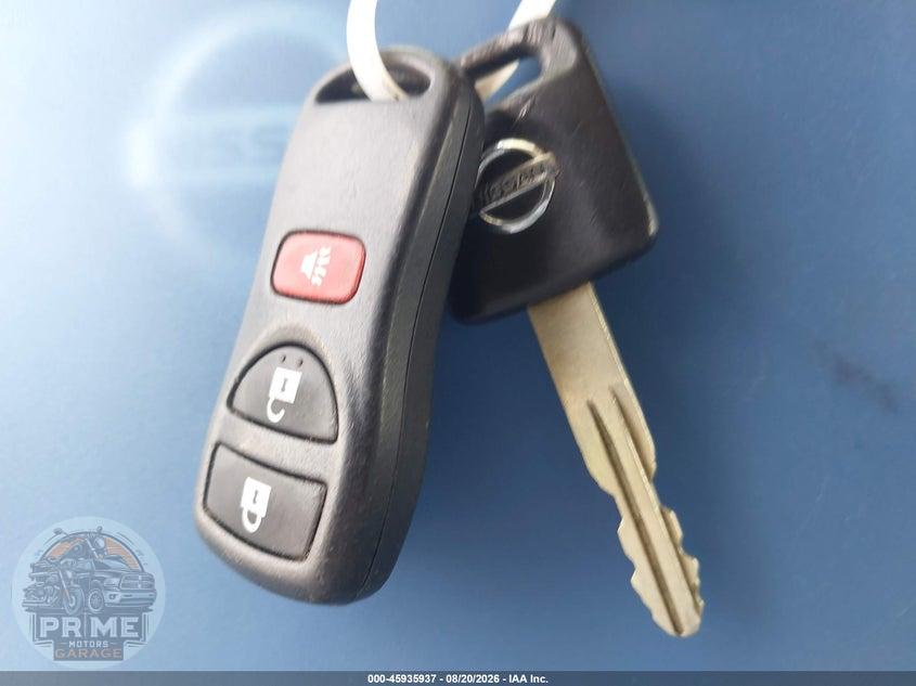 2009 NISSAN VERSA 1.8S — фото 11