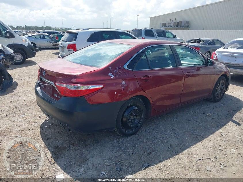 2015 TOYOTA CAMRY HYBRID SE — фото 4