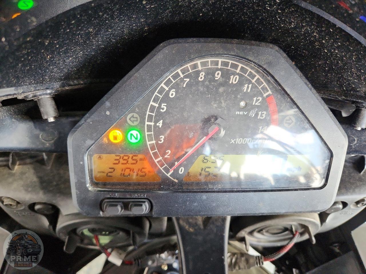 2004 HONDA CBR1000 — фото 7
