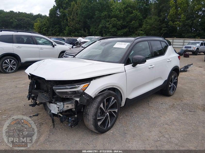 2021 VOLVO XC40 T5 R-DESIGN — фото 2