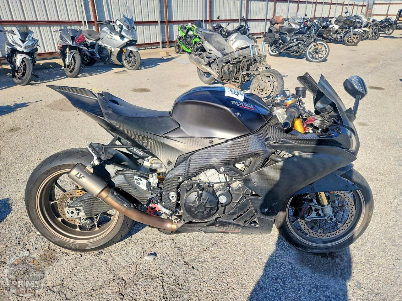 2019 APRILIA RSV4 — фото 1