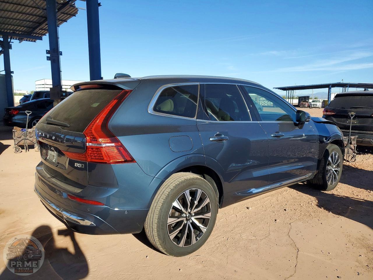 2023 VOLVO XC60 — фото 3