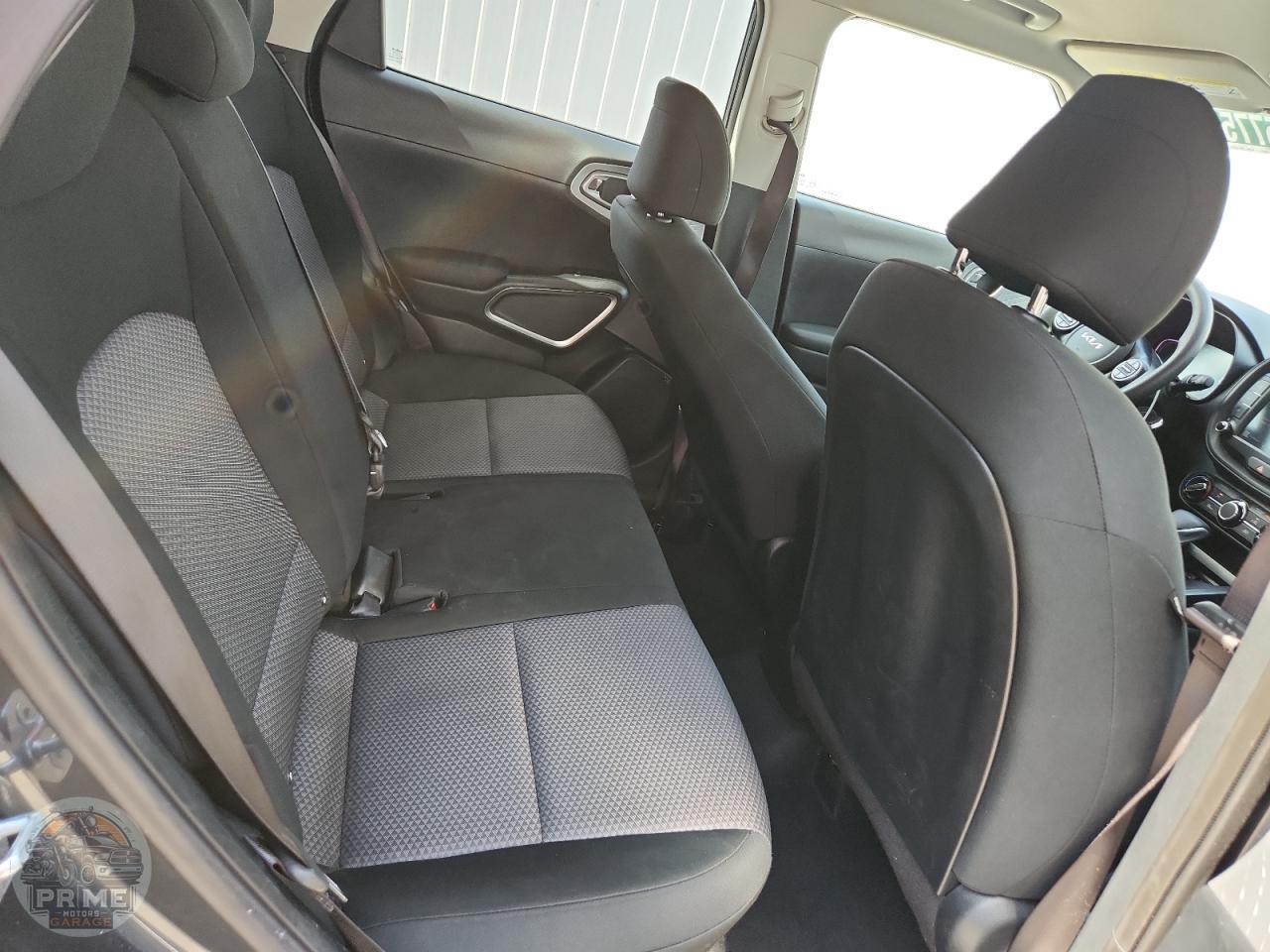 2024 KIA SOUL — фото 10