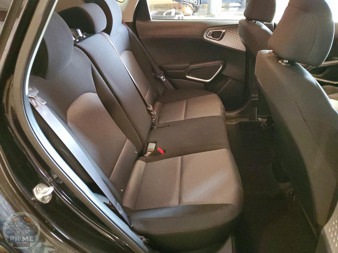 2025 KIA SOUL — фото 10