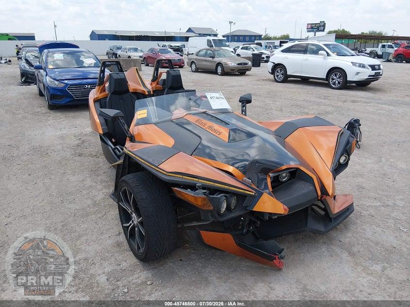 2015 POLARIS SLINGSHOT — фото 1
