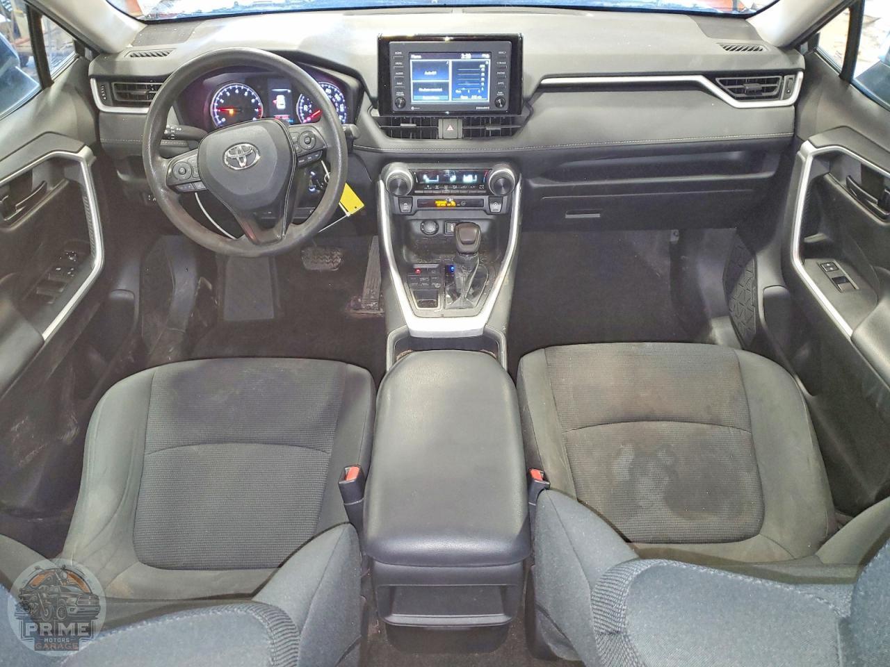 2020 TOYOTA RAV4 — фото 8