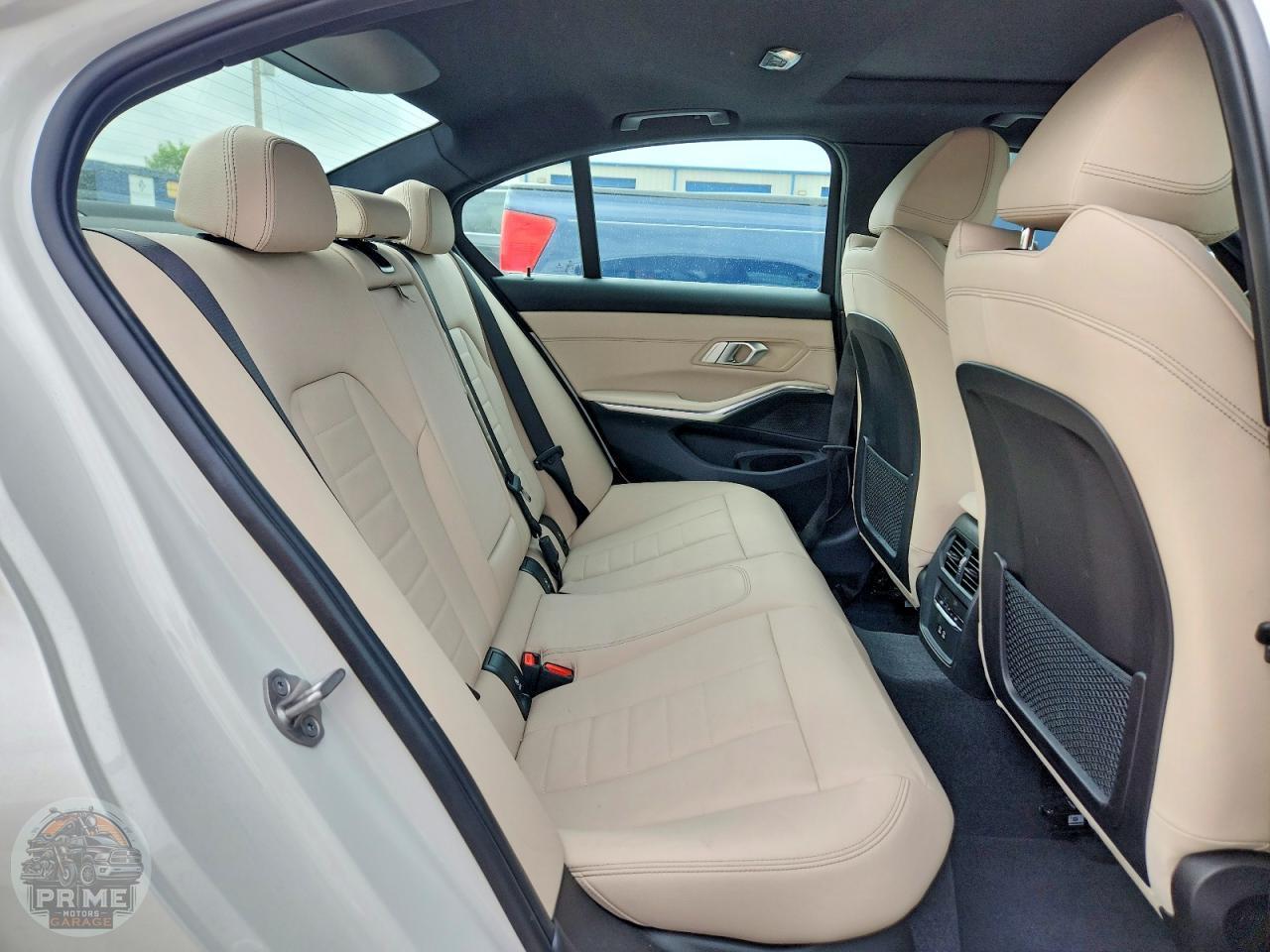 2022 BMW 3 SERIES — фото 10